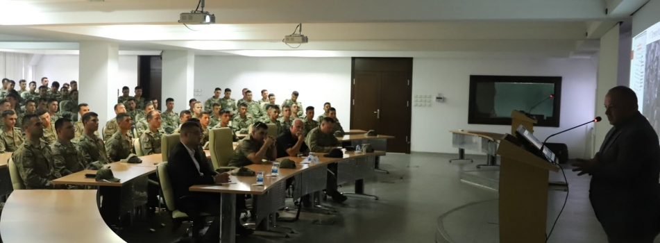 AÇASAM Müdürü Dr. İsmail Sabah’tan Harbiyelilere Konferans