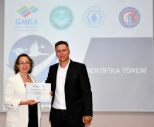 Güney Marmara Küresel Ufuk Programını Başarıyla Tamamlayan Öğrenciler Sertifikalarını Aldı