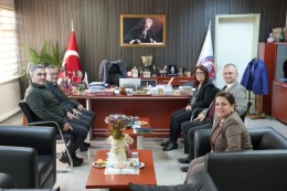 Biga Belediye Başkanı Alper Şen, Maliye Bölümü Öğrencileriyle Ders Etkinliğinde Bir Araya Geldi