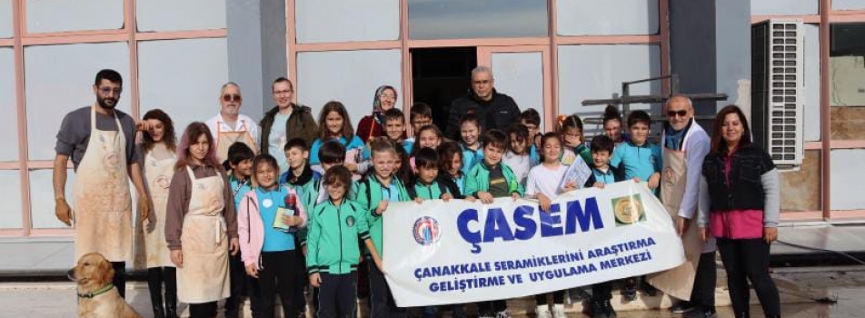 Çocuk Üniversitesi Etkinliği ÇASEM Seramik Atölyesinde gerçekleştirildi.