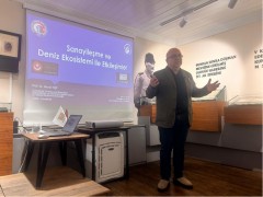 Faculty of Marine Sciences and Technology Dean Prof. Dr. Murat Yiğit came together with the people of Çanakkale at the TUESDAY TALKS event organized by the Çanakkale Wars Gelibolu Historical Site Presidency and Çanakkale Wars Research Center and made