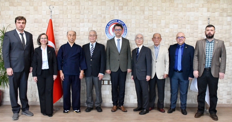 Türkiye - Japonya Diplomatik İlişkilerin 100.Yılı Konferansı Kapsamında Üniversitemizi Ziyarete Gelen Japon Heyeti, Rektör Prof.Dr. R. Cüneyt ERENOĞLU