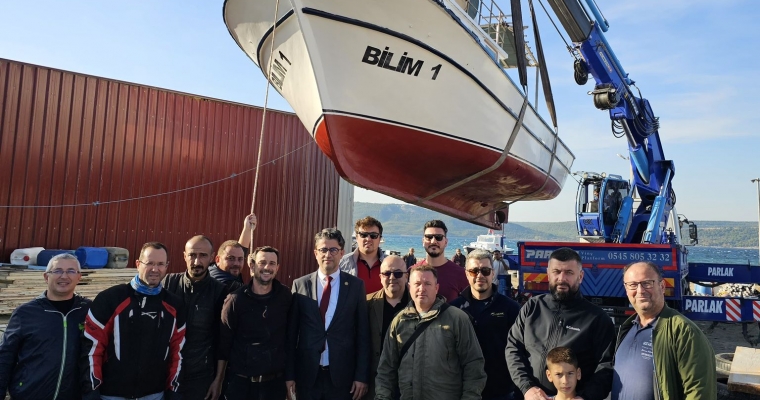 RESEARCH SHIP BILIM-1 MET WITH BLUE WATERS AGAIN
