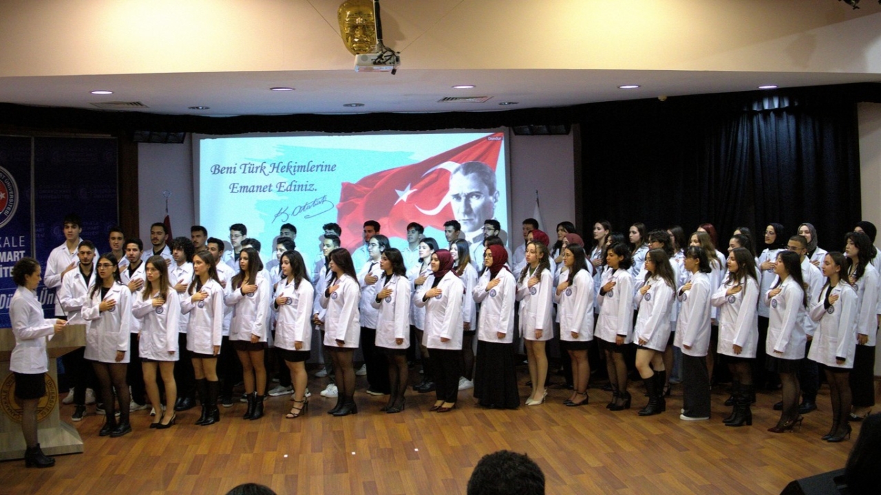 Fakültemizin Beyaz Önlük Giyme Töreni Gerçekleştirildi 2025-2026