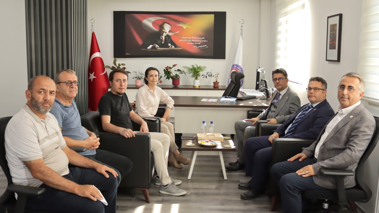 Rektör Prof. Dr. R. Cüneyt Erenoğlu, Merkez Binasında İncelemelerde Bulundu