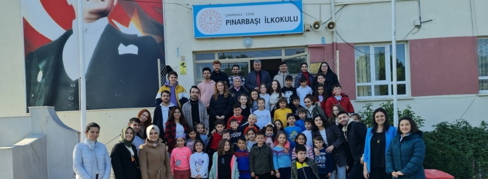 Sosyal Sorumluluk Kapsamında Ezine MYO Öğrencileri Pınarbaşı İlkokulunda Kişisel Hijyen Eğitimi Verdi.