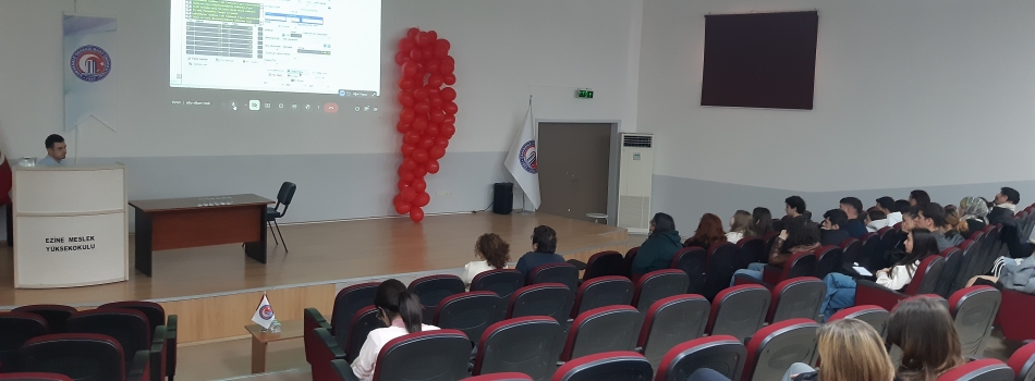 Dış Ticaret Bölümü'nden Sektörel Atılım: Evrim Yazılım ile Uygulamalı Eğitim