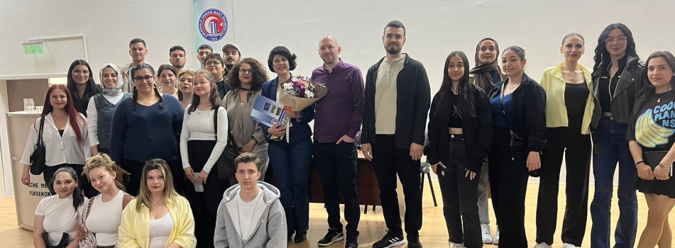 Dış Ticaret Bölümü’nde Tecrübe ve Kariyer Buluşması