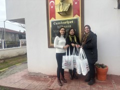 Peluş Yelek Tasarımları Çanakkale Hamiyet Feridun Sözen Sevgi Evleri Çocuk Yuvası’nda kalan çocuklara hediye edildi