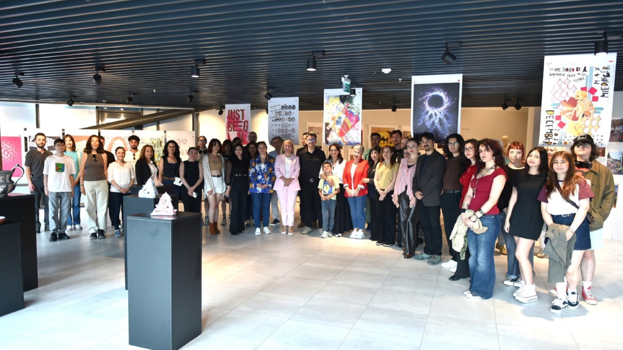 May Art 19 II. International Interdisciplinary Youth Exhibition – II. Uluslararası Disiplinlerarası Gençlik Sergisi Açıldı