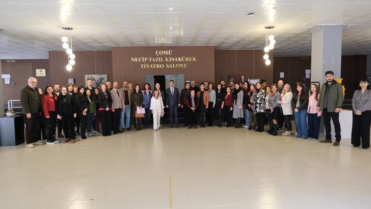 “18 Mart Dostluk Köprüsü” 4. Ulusal Karma Sergisi Açıldı