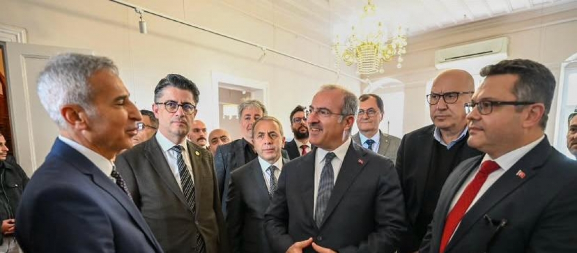 Dekanımız ‘Geçmişten Günümüze Troas Kazıları’ Sergi açılışına katıldı