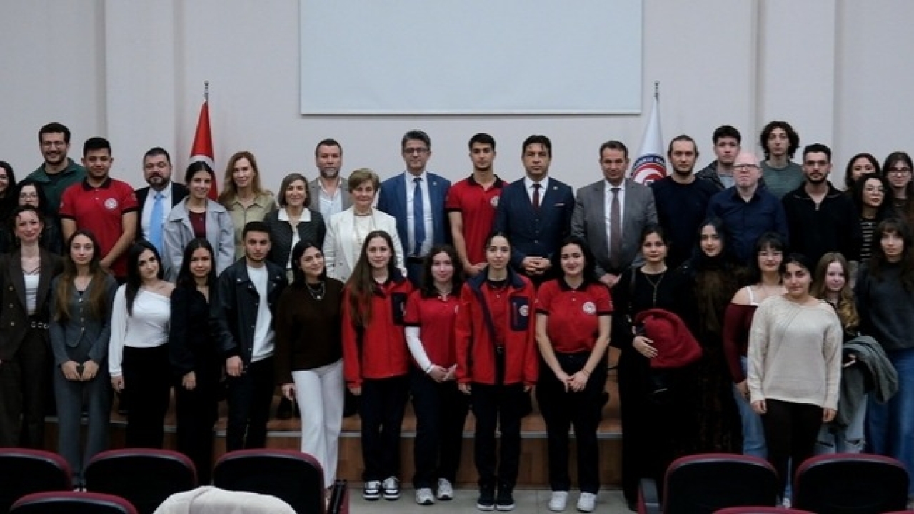 Face2Face” Etkinliği Sağlık Bilimleri Fakültesi ve Yabancı Diller Yüksekokulu Öğrenci Temsilcileri ile Buluşma Gerçekleşti