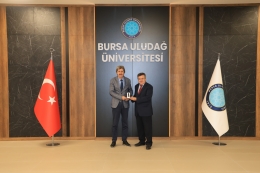 Dekanımız Türkmen, Uludağ Üniversitesi Rektörü Prof. Dr. Feridun Yılmaz’ı Ziyaret Etti