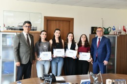 Peyzaj Mimarlığı Öğrencilerine Proje Katkılarından Dolayı Teşekkür Belgeleri Verildi