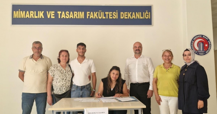 Mimarlık ve Tasarım Fakültesi’nde İlk Kayıt Heyecanı