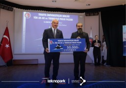 Öğretim Üyemiz Doç. Dr. Adem POLAT’a Yapay Zekâ Özel Ödülü! 