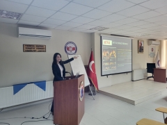 İşletme Bölümü’nde “Yönetimin Geleceği: Yapay Zeka Çağında Liderlik” Konferansı Gerçekleştirildi