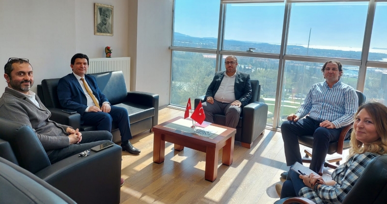 Aile ve Sosyal Hizmetler İl Müdüründen SBF'ye Ziyaret