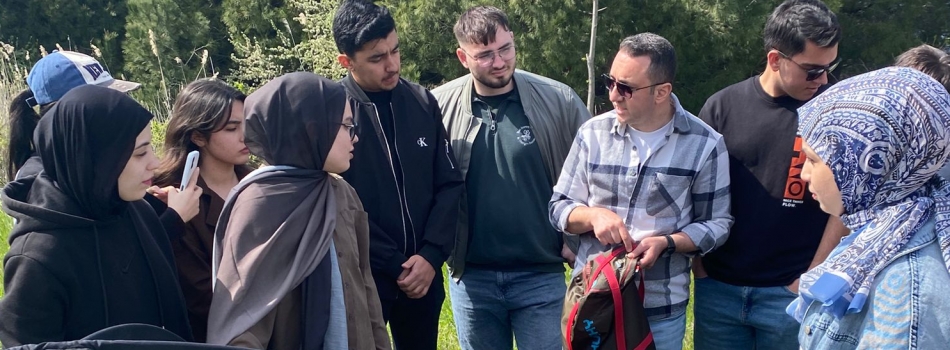 “Afetlerde Çadır Kurma” etkinliği Öğretim Elemanı Sedat Kocaman tarafından gerçekleştirilmiştir.