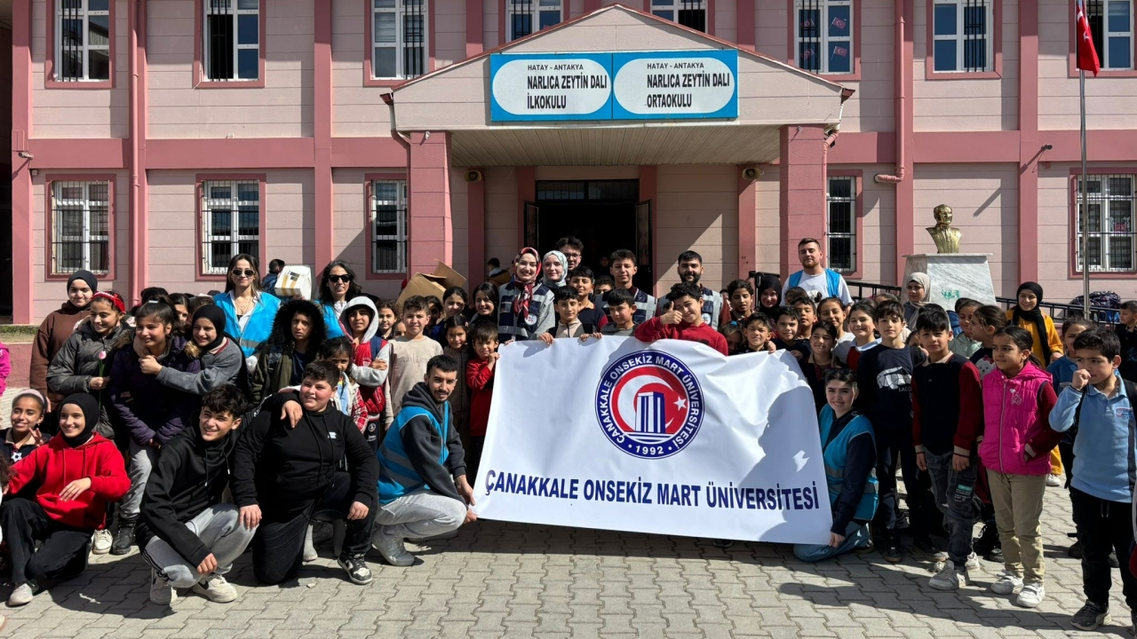 Şehitler Diyarından Medeniyetler Diyarına; Çantamda Umut Var!