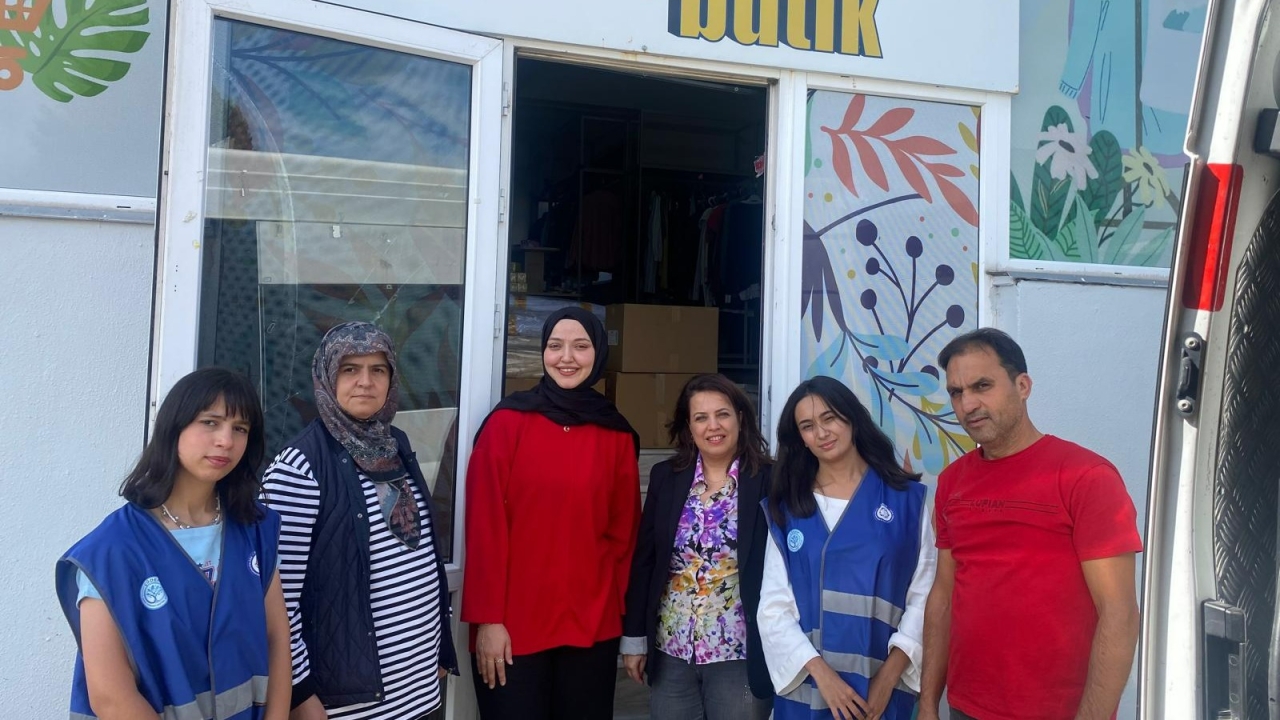 SSPK Biga Butik'e Destek Malzemesi Sağladı