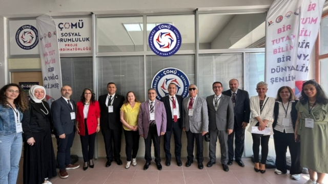 İLDEK İletişim Fakülteleri Dekanları Konseyi ÇOMÜ Sosyal Sorumluluk Proje Koordinatörlüğüne Ziyaret Gerçekleştirdi