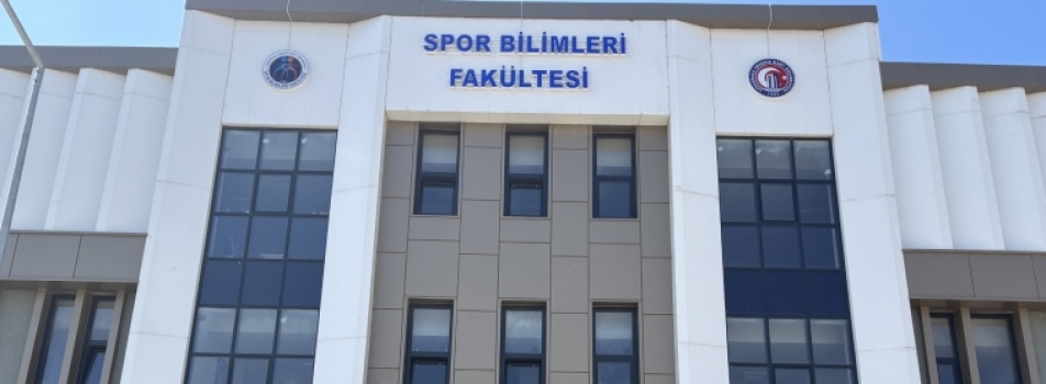 Spor Bilimleri Fakültesi Dardanos Yerleşkesindeki yeni binasında eğitim öğretime başlamıştır!