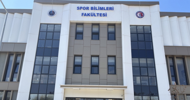 Spor Bilimleri Fakültesi Dardanos Yerleşkesindeki yeni binasında eğitim öğretime başlamıştır!