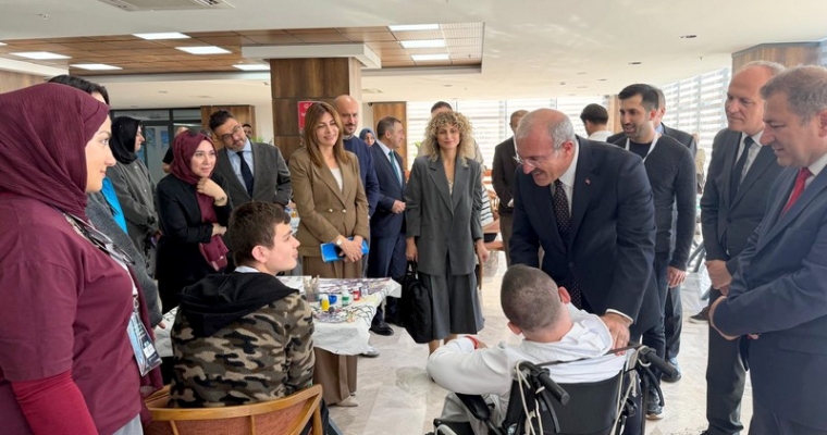 Dekanımız Prof. Dr. Günay Eskici, Serebral Palsi Farkındalık Programına Katıldı