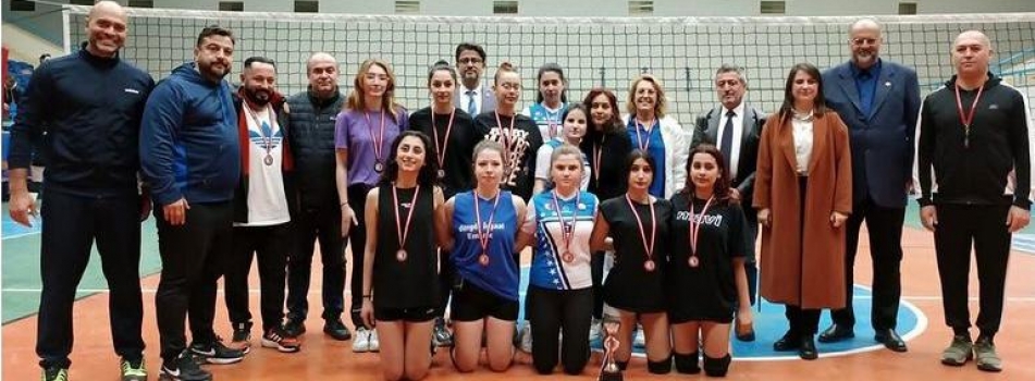 100. Yıl Rektörlük Voleybol Turnuvası Tamamlandı