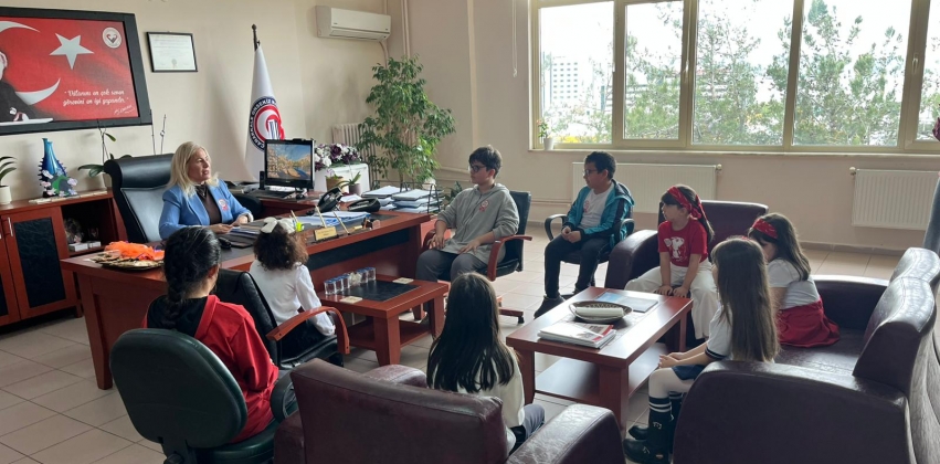 23 Nisan Ulusal Egemenlik ve Çocuk Bayramı kapsamında fakültemizde “Temsili Makam Devri"