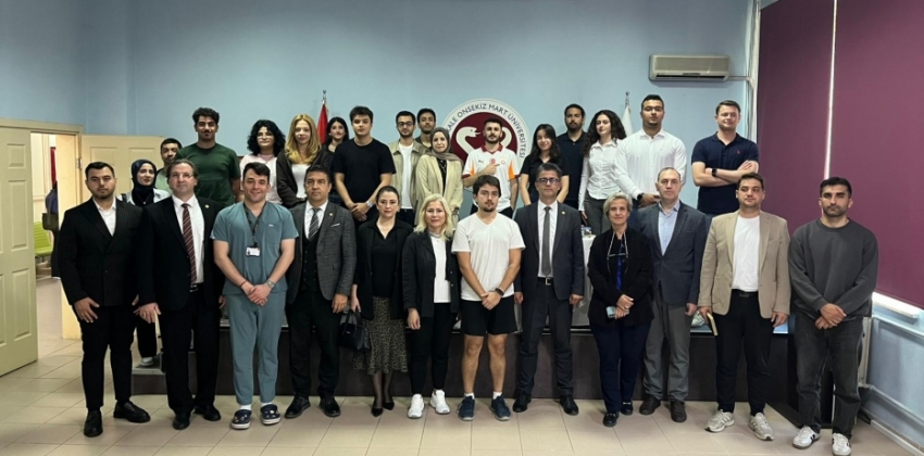 Rektör Erenoğlu Tıp Fakültesi Öğrencileriyle Face2Face Etkinliğinde Bir Araya Geldi