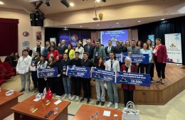 Ziraat Fakultesi Ögretim Üyemize Proje Ödülü 