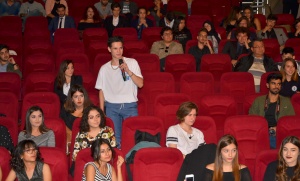 Ünlü Oyuncu Perihan Savaş, İletişim Fakültesi Öğrencileriyle Bir Araya Geldi fotoğraf 8
