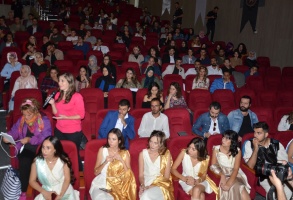 Ünlü Oyuncu Perihan Savaş, İletişim Fakültesi Öğrencileriyle Bir Araya Geldi fotoğraf 6