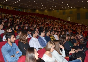 Tıp Fak&uuml;ltesi &Ouml;nl&uuml;k Giyme T&ouml;reni Ger&ccedil;ekleştirildi fotoğraf 2