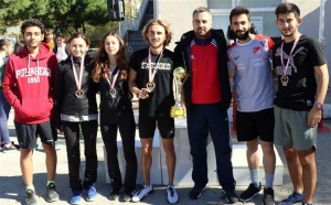 &Ouml;ğrencilerimiz Cumhuriyet Koşusunda Birinci Oldu fotoğraf 1