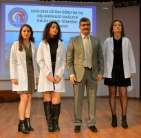 Diş Hekimliği Fakültesi Önlük Giyme Töreni Gerçekleştirildi fotoğraf 9