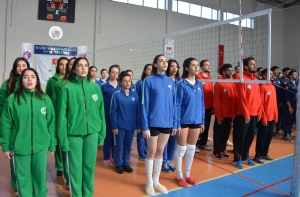 T&uuml;rkiye &Uuml;niversite Sporları Federasyonu Voleybol İkinci Lig Grup Birinciliği M&uuml;sabakaları &Ccedil;OM&Uuml; Evsahipliğinde Başladı fotoğraf 7