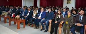 Y&ouml;netim ve İnsan Hakları Konferansı Ger&ccedil;ekleşti fotoğraf 4