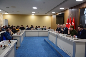 &Ccedil;OM&Uuml; Rekt&ouml;r&uuml; Prof. Dr. Sedat Murat, &Ouml;ğrenci Topluluklarının Başkanlarıyla Buluştu fotoğraf 5