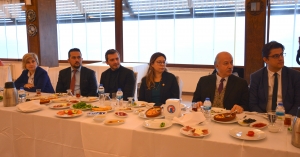 ÇOMÜ Rektörü Prof. Dr. Sedat Murat, Belediye Başkanlarıyla Bir Araya Geldi fotoğraf 5