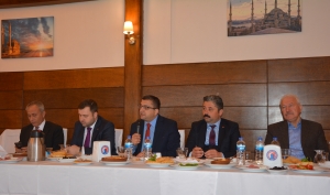 ÇOMÜ Rektörü Prof. Dr. Sedat Murat, Belediye Başkanlarıyla Bir Araya Geldi fotoğraf 7