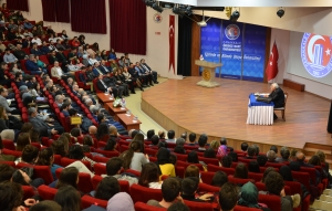 ÇOMÜ’de Tarih, Kültür ve Edebiyat Konulu Konferans Gerçekleşti fotoğraf 9