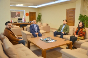 AK Parti &Ccedil;anakkale İl Y&ouml;netiminden Rekt&ouml;r Prof. Dr. Sedat Murat'a Ziyaret fotoğraf 1