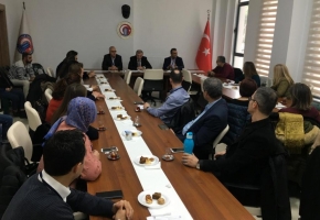 &Ccedil;OM&Uuml;'de &ldquo;Dijital &Ouml;ğrenme İ&ccedil;erikleri Hazırlama ve Uzaktan &Ouml;ğretim Teknikleri Kullanımı Eğitimi &Ccedil;alıştayı&rdquo; D&uuml;zenlendi fotoğraf 1