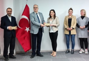 &ldquo;Yunus Emre&rsquo;nin Diliyle Yazmak&rdquo; &Ouml;yk&uuml; Yarışmasının &Ouml;d&uuml;l T&ouml;reni D&uuml;zenlendi fotoğraf 24