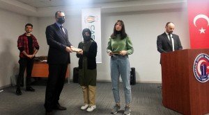 &ldquo;Yunus Emre&rsquo;nin Diliyle Yazmak&rdquo; &Ouml;yk&uuml; Yarışmasının &Ouml;d&uuml;l T&ouml;reni D&uuml;zenlendi fotoğraf 20