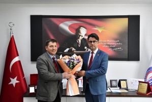 Diş Hekimliği Dekanlığı ve Ağız ve Diş Sağlığı Uygulama ve Araştırma Merkezi Devir Teslim Töreni Gerçekleştirildi fotoğraf 2